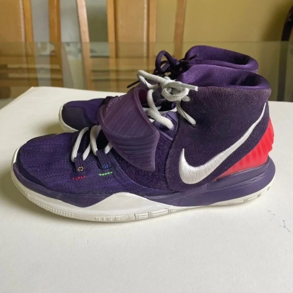 Nike Basketball Shoes Purple Strap Sneakers Athletic Kids Size 6Y‎